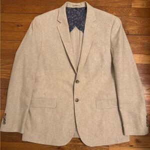 Jos. A. Bank Slim Fit Sand Linen Suit Jacket and Pants
42R
34x30 

Like new!